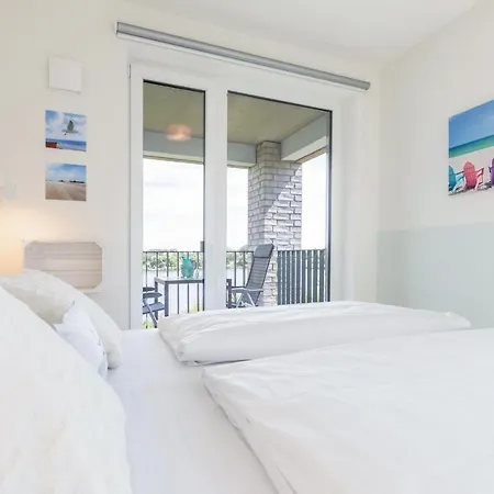 Ankerplatz No 7 Mit Blick Auf Den * Nordstrand